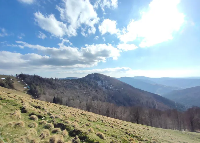 Spacieux A 2 Km Des Pistes De بيت للعطل *