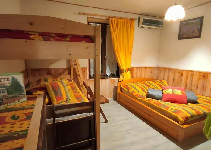 Spacieux A 2 Km Des Pistes De Prázdninový dům *