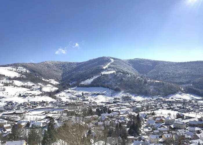 Spacieux A 2 Km Des Pistes De بوسانغ
